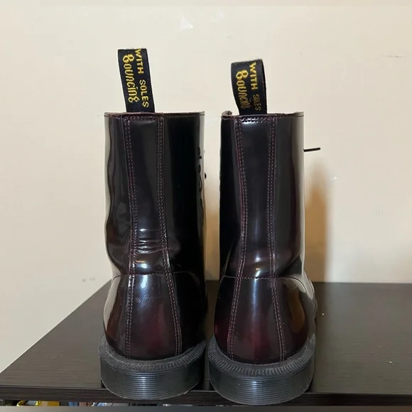 Dr. Martens | Elsham Lace-Up Boots in Cherry Red - Picture 4 of 9